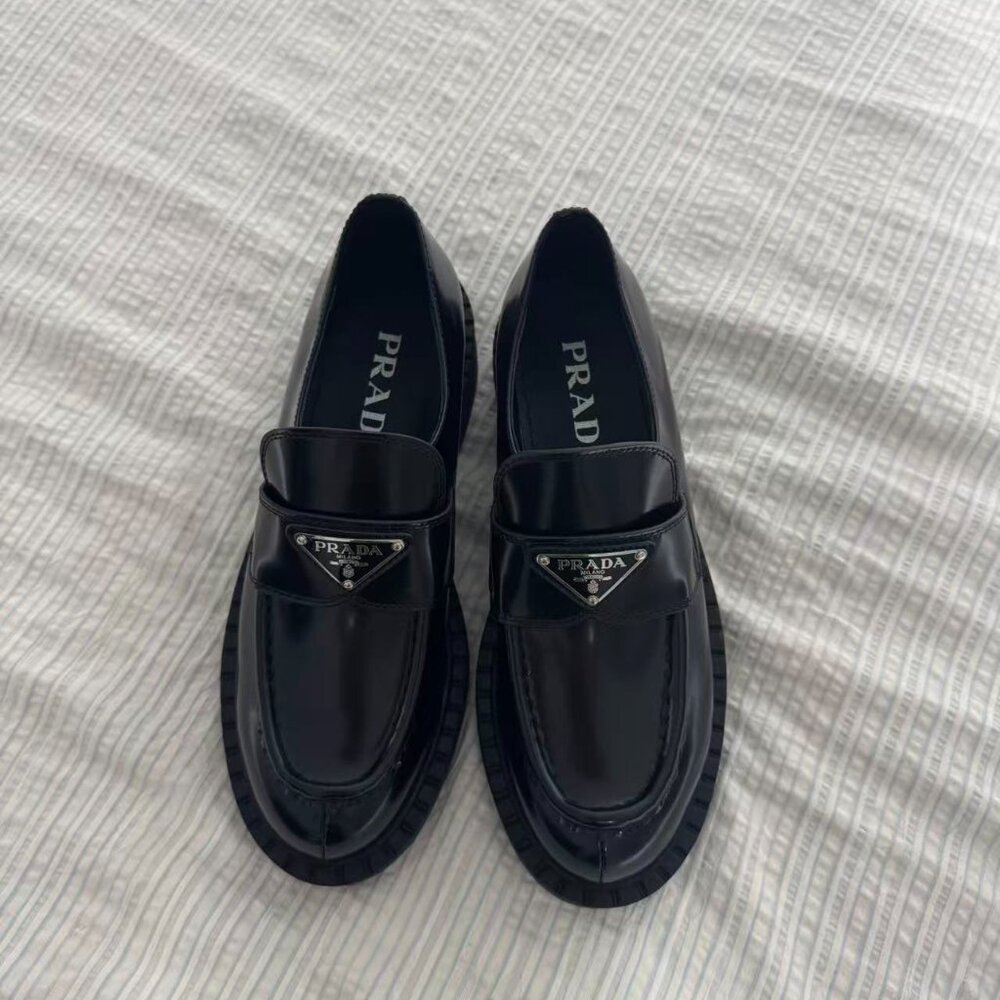 Prada Women’s Black Loafers - Picture 2 of 5